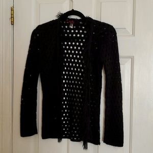 Sweater cardigan with holes and fringes